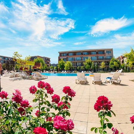 Holiday Garden Resort Slantchev Briag Extérieur photo