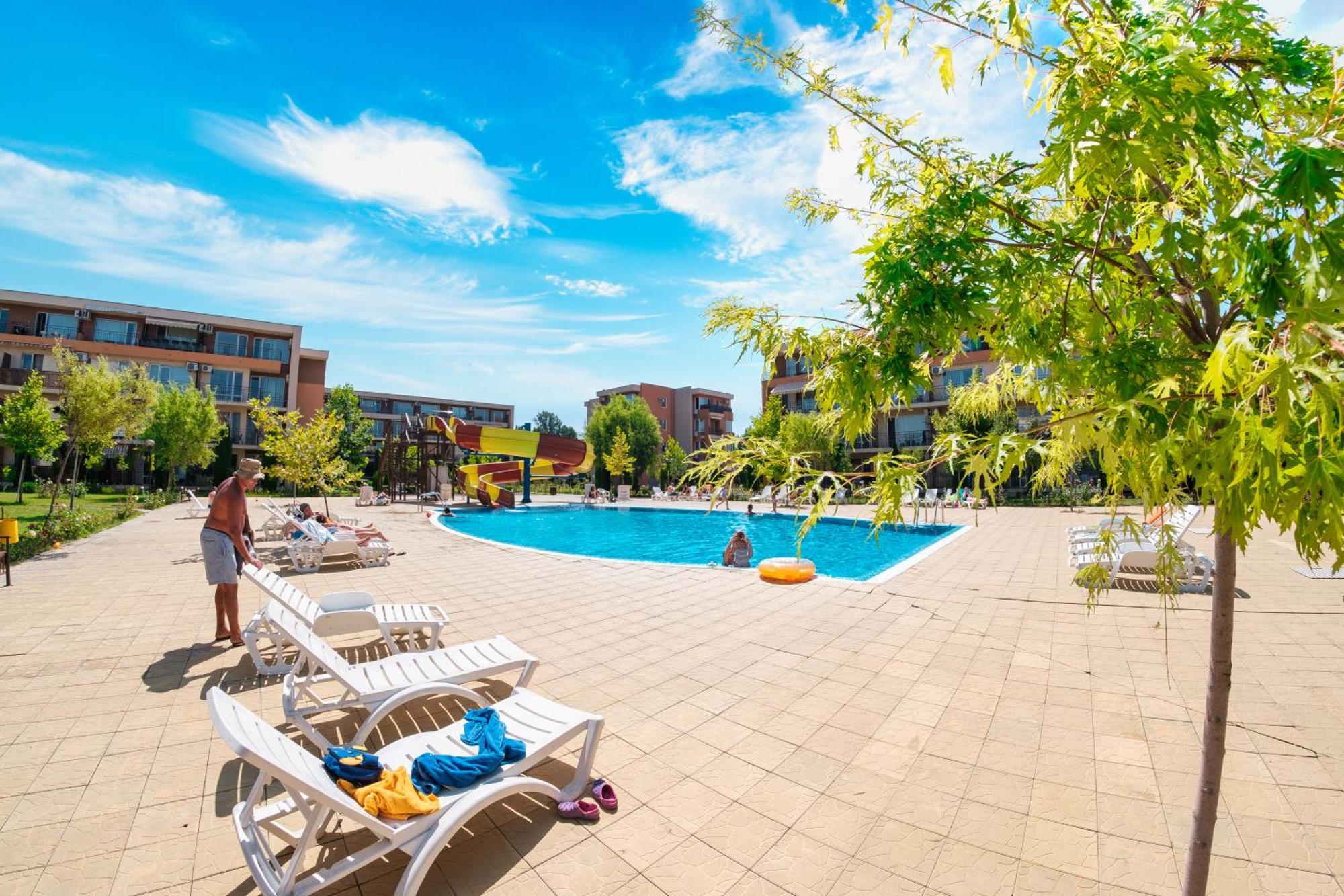 Holiday Garden Resort Slantchev Briag Extérieur photo