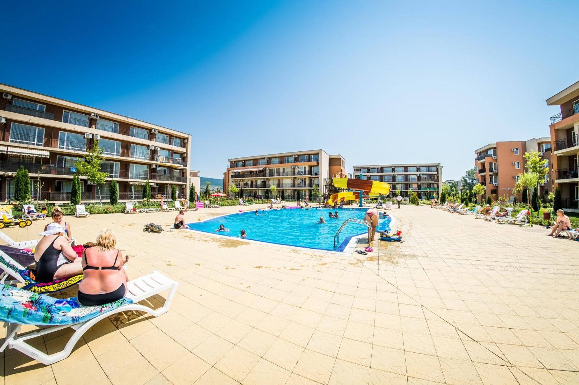 Holiday Garden Resort Slantchev Briag Extérieur photo