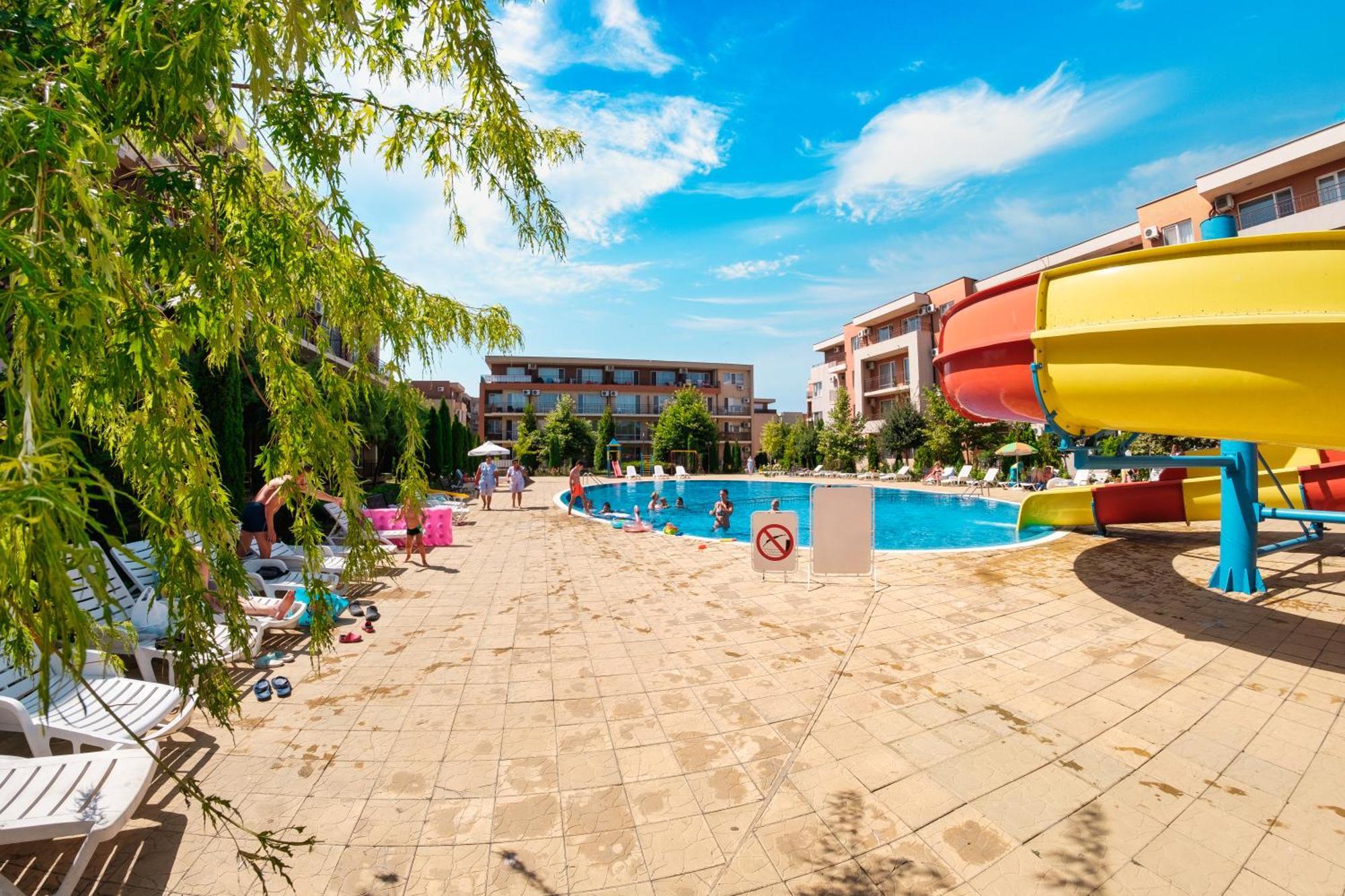 Holiday Garden Resort Slantchev Briag Extérieur photo